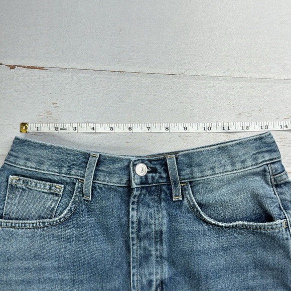 7 For All Mankind Cut Off Side Slit Frayed Hem Button Fly Denim Shorts Size 28 - Picture 11 of 13